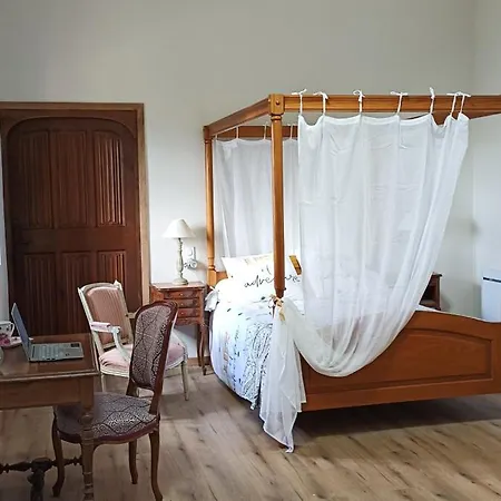 L'entre-deux-pommes 3* Lézigné