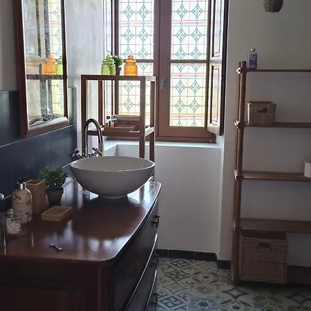 L'entre-deux-pommes 3* Lézigné